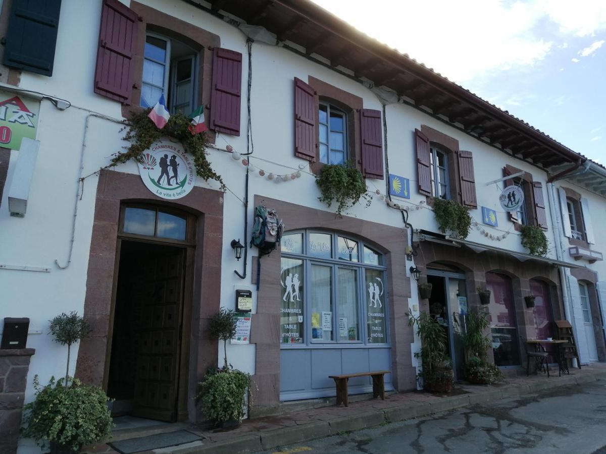 La Vita E Bella Hostel Saint-Jean-Pied-de-Port Exterior photo